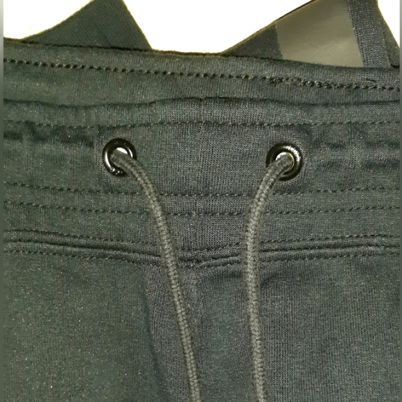 Nike Joggers Black (Like New) - Picture 14 of 16